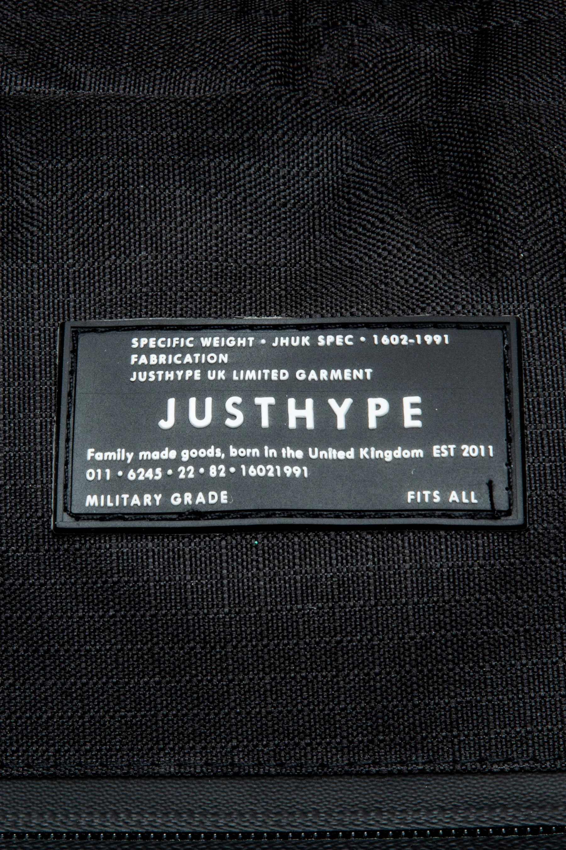 Hype Unisex Black Maxi Backpack - Image 12