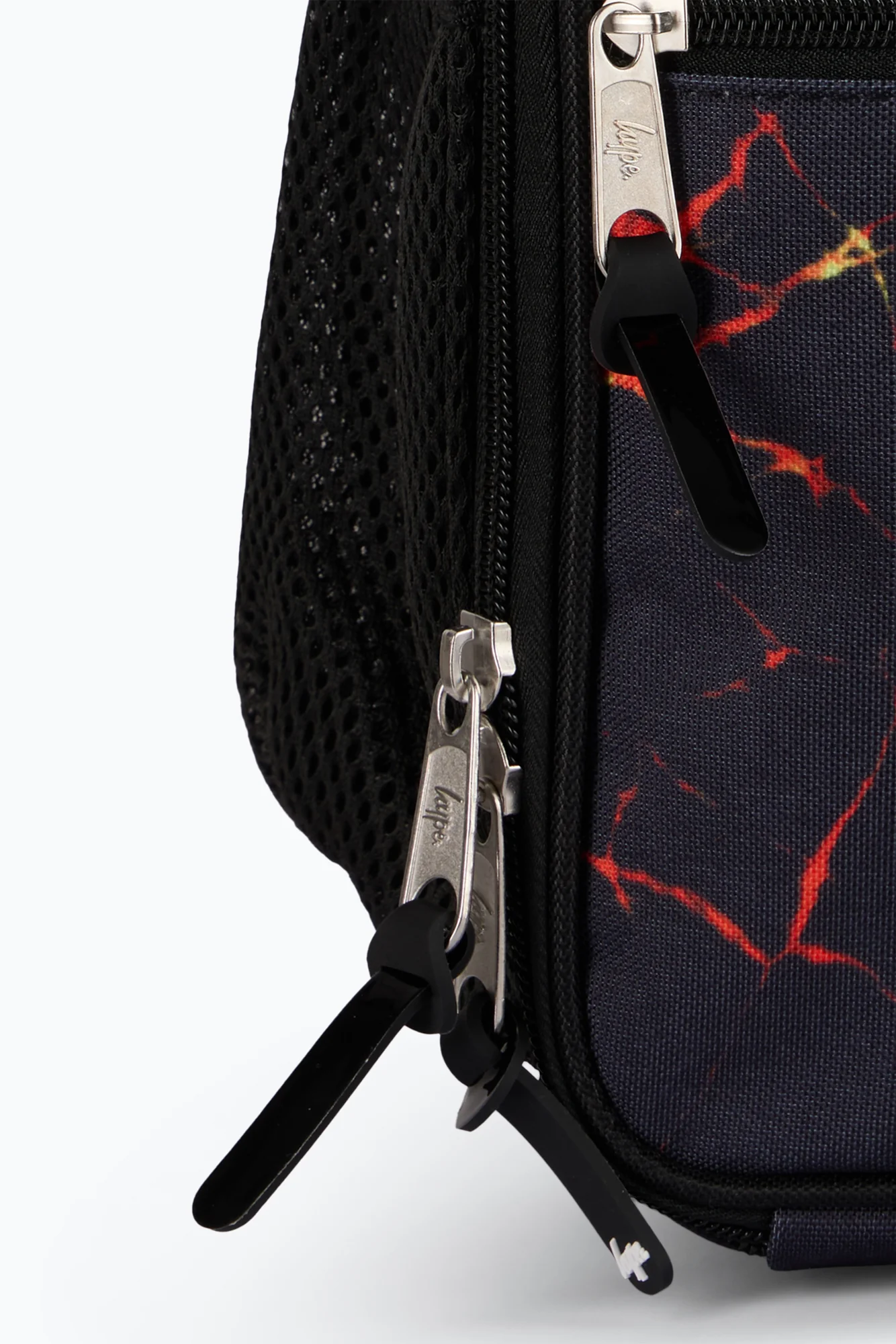 Hype Boys Black Lava Print Lunch Bag - Image 6